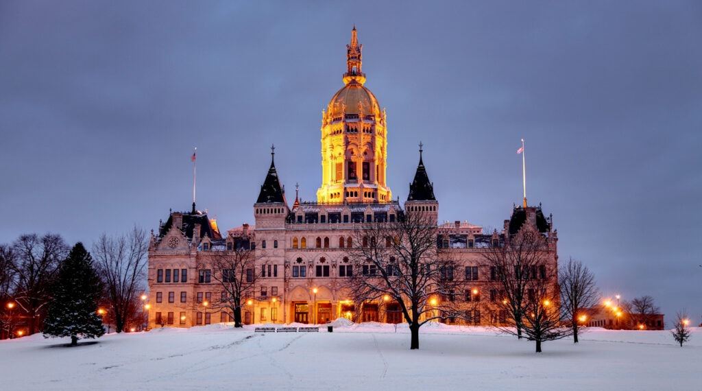 The Connecticut State Capitol is located north of Capitol Avenue and south of Bushnell Park. 